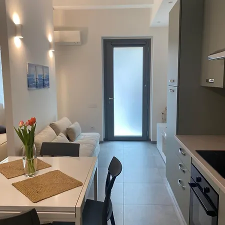 Casa Damare 시비타노바 마르셰